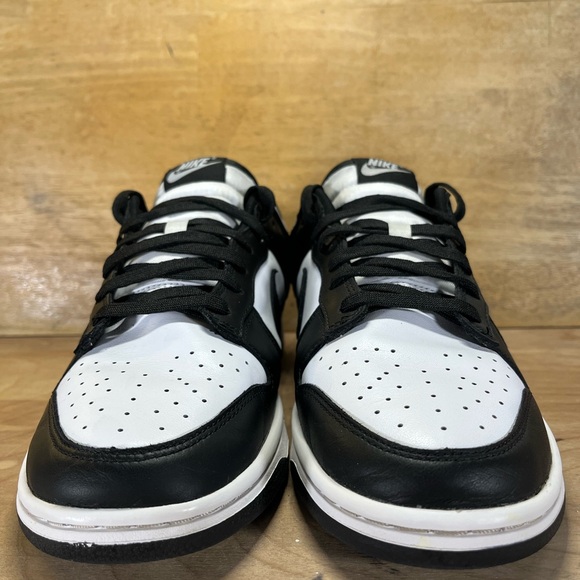 Nike Panda Dunks Retro Low Womens Sz 10.5 Shoes Sneakers Black White DD1391-100 - Picture 3 of 11